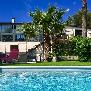 L'escale Cote Bleue And Sausset-les-Pins